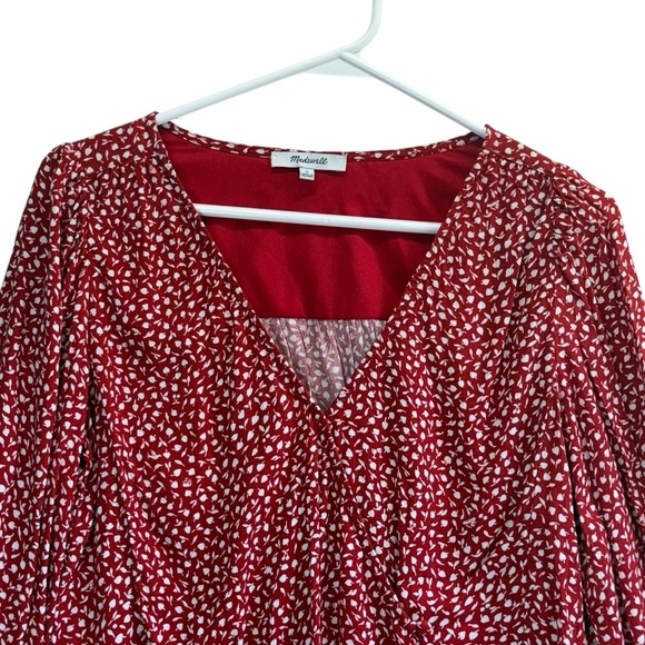 Madewell Kinston Wrap Top in Park Picnic.
Size S - Picture 5 of 11